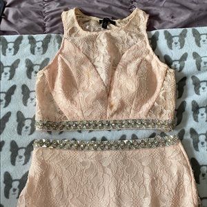 I am selling my prob dress!